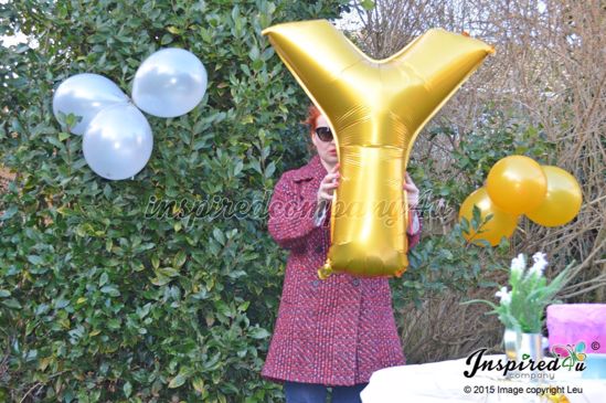 Picture of I DO Letters up to 40" / 100 cm Mylar Gold Foil Balloons Wedding