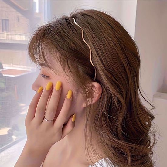 Picture of Gold Wavy Headband Accessorize